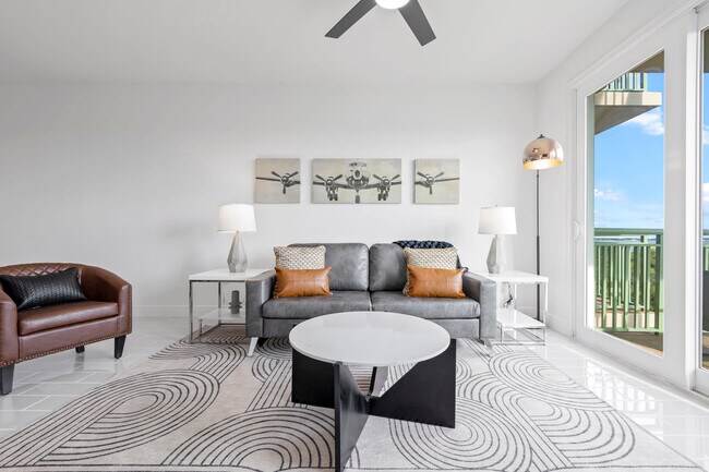 Foto del edificio - 701 Pilot Ln