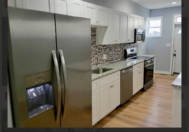 Photo - 2525 E Biddle St Townhome