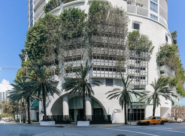 Building Photo - 1750 N Bayshore Dr