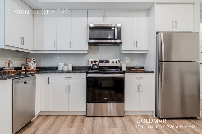 Photo du bâtiment - Pet Friendly, Bright and Spacious 2 Bedroom Unit!