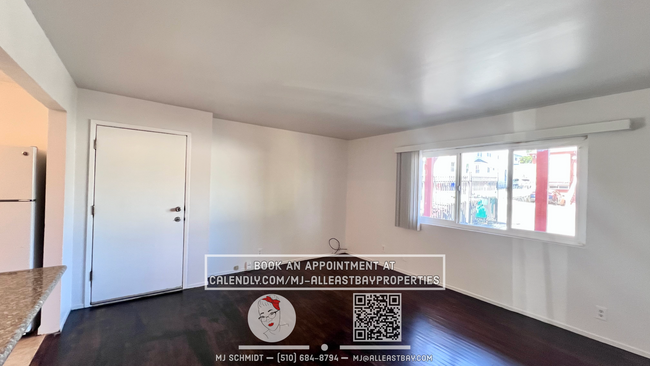 Building Photo - 2 bedroom in convenient location includes ...