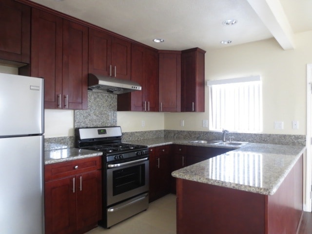 Building Photo - 4427 La Madera Ave