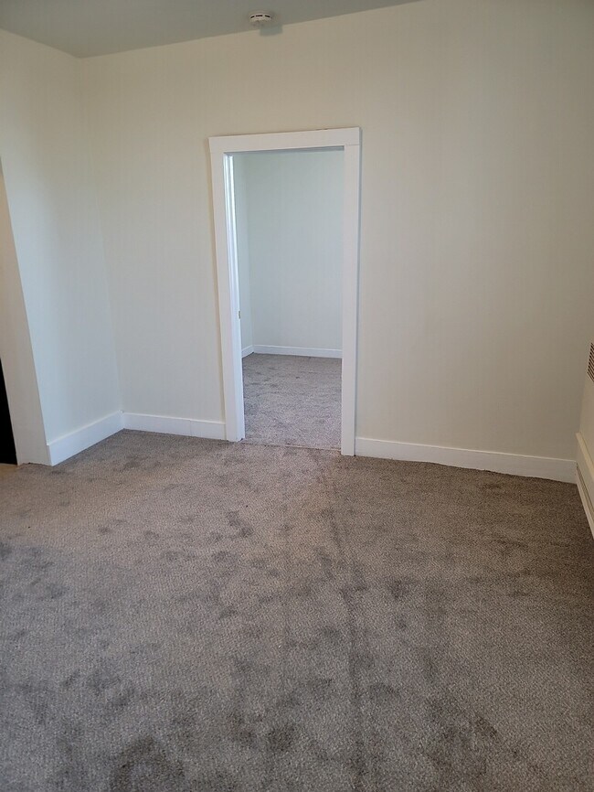 Foto del edificio - 235 NE 76th Ave