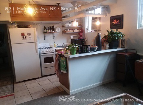 Foto del edificio - 821 Maryland Ave NE