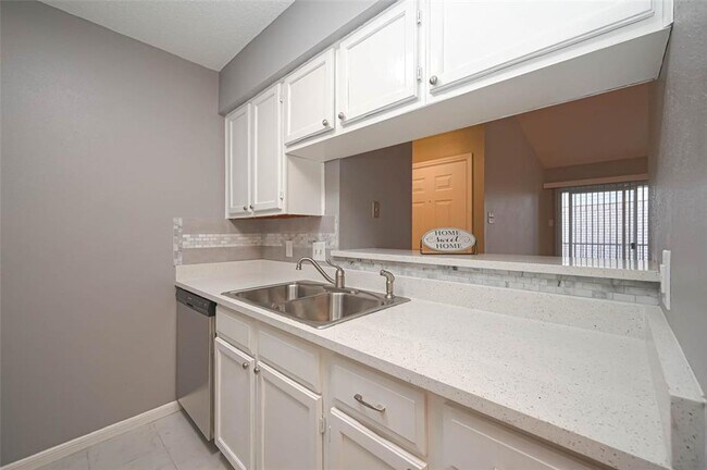 Photo - 2120 El Paseo St Apartment
