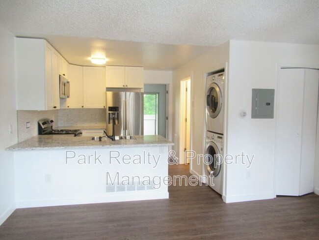 Building Photo - 9617 W Chatfield Ave