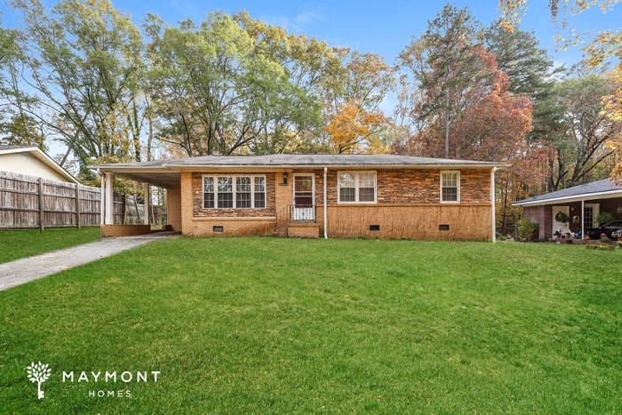 Primary Photo - 224 S Wingate Rd