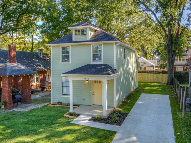 Building Photo - 941 Faxon Ave