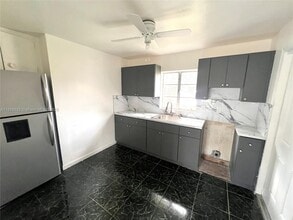 Building Photo - 1124 NW 112th Terrace
