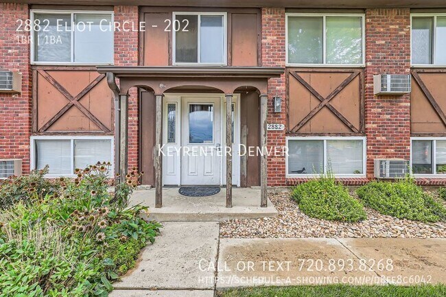 Building Photo - Newly Renovated Charming 1 Bedroom Apartme...
