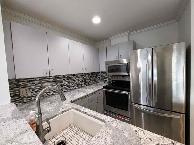 Foto del edificio - 915 6th Ave N