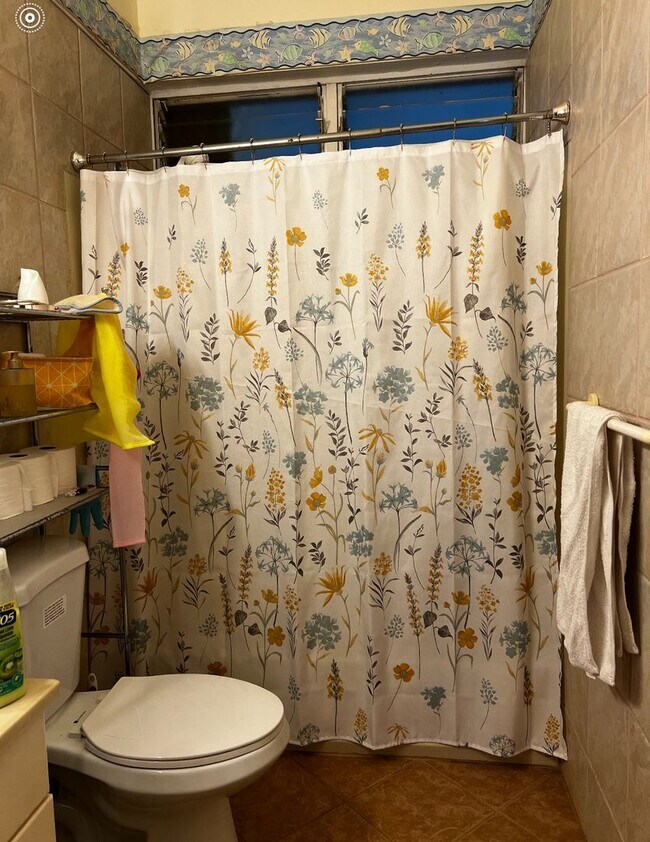 Foto del edificio - Wailu Houselots 4 bed 2 bath unfurnished SFH