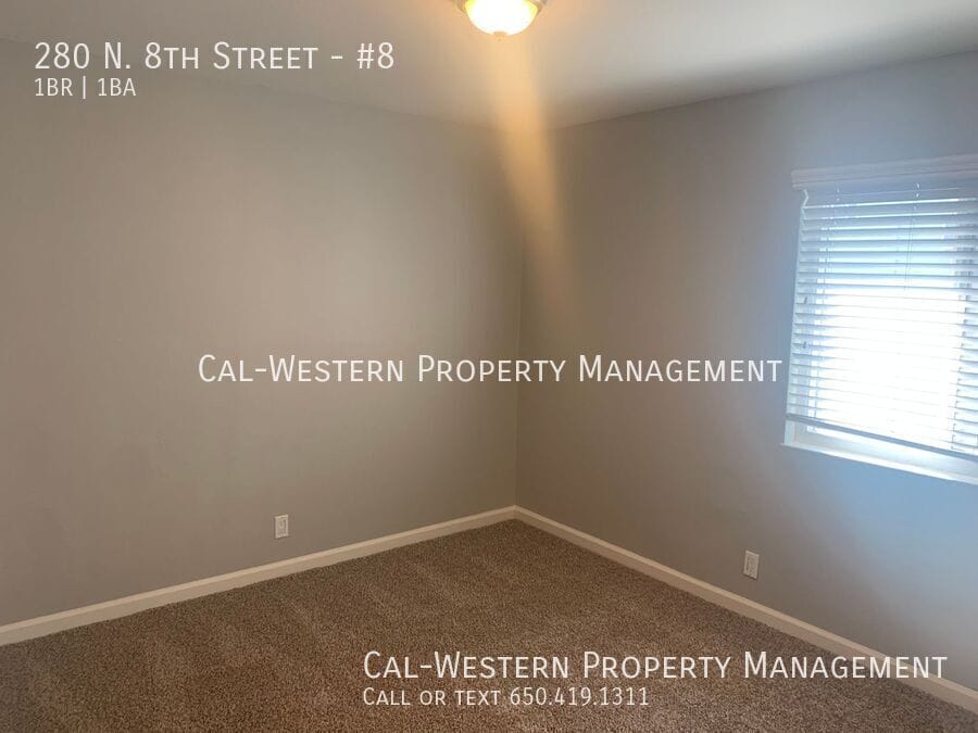 Building Photo - 1/2 off the 1st Month! Newly Updated! Upst...