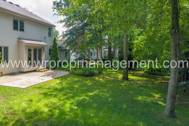 Foto del edificio - 4 Bed 3 Bath Home in Lambertville