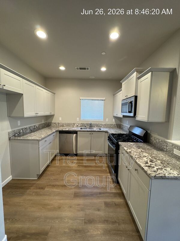 Foto del edificio - 514 S Summit St