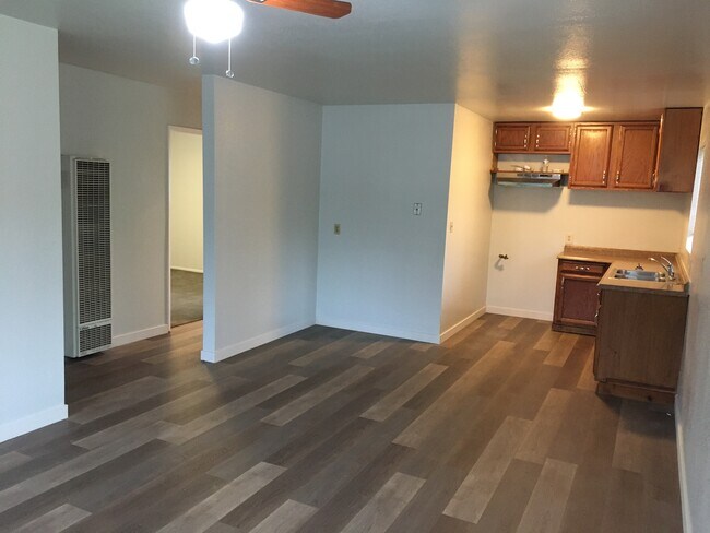 Foto del edificio - 202 E Sacramento St