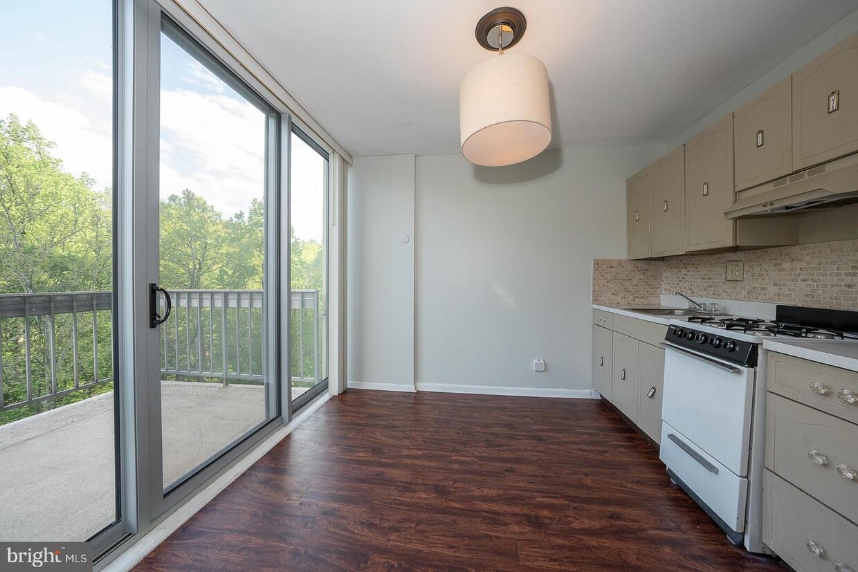 3600 Conshohocken Ave Unit 208A, Philadelphia, PA 19131 Room for Rent