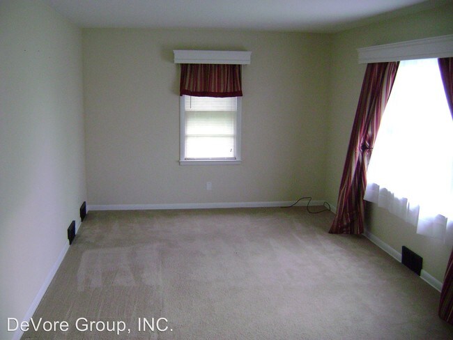 Building Photo - 778 Upper Fredericktown Rd