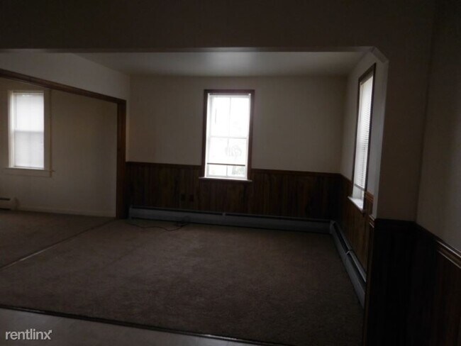 Building Photo - 3 br, 2 bath House - 2998 W Newport Rd