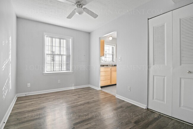 Foto del edificio - 404 W Hill St