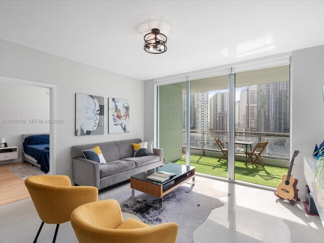 Building Photo - 90 SW 3rd St