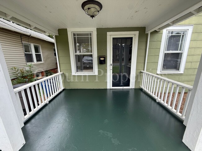 Foto del edificio - 603008- 605-607 MILLER STREET