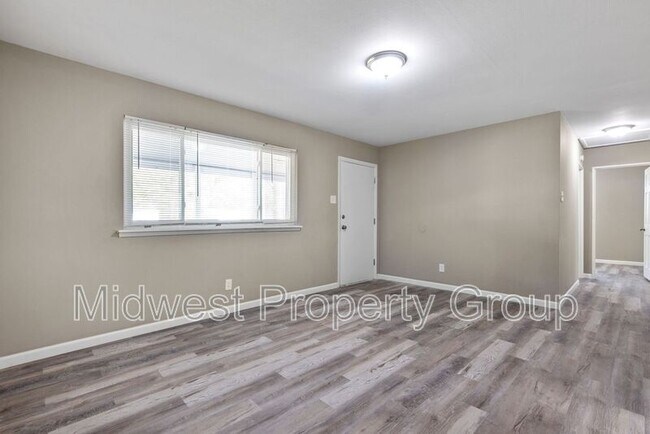 Foto del edificio - 41 Juno Dr