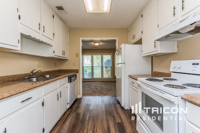 Foto del edificio - 1511 Country Ct
