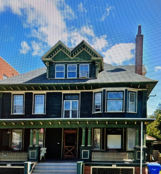 Foto del edificio - 19 Beechwood Ave