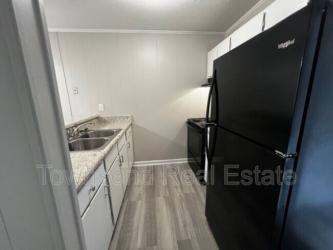 Foto del edificio - 5874 Century Oaks Dr