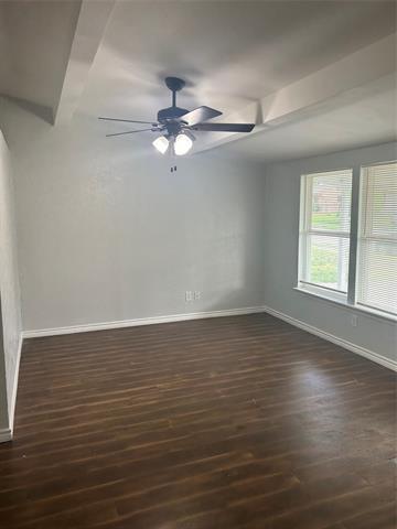 Foto del edificio - 710 E Daugherty Dr