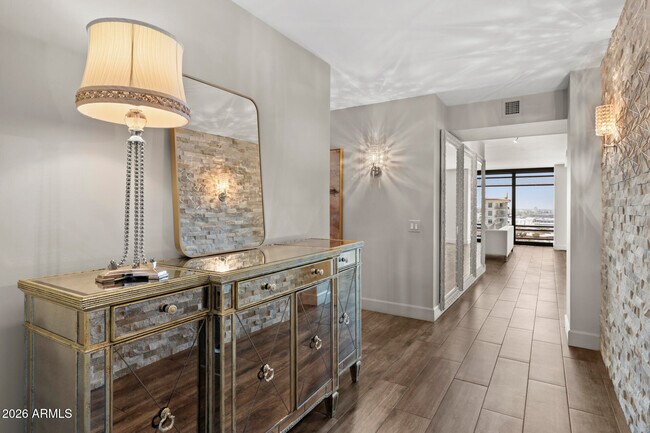 Foto del edificio - 4808 N 24th St