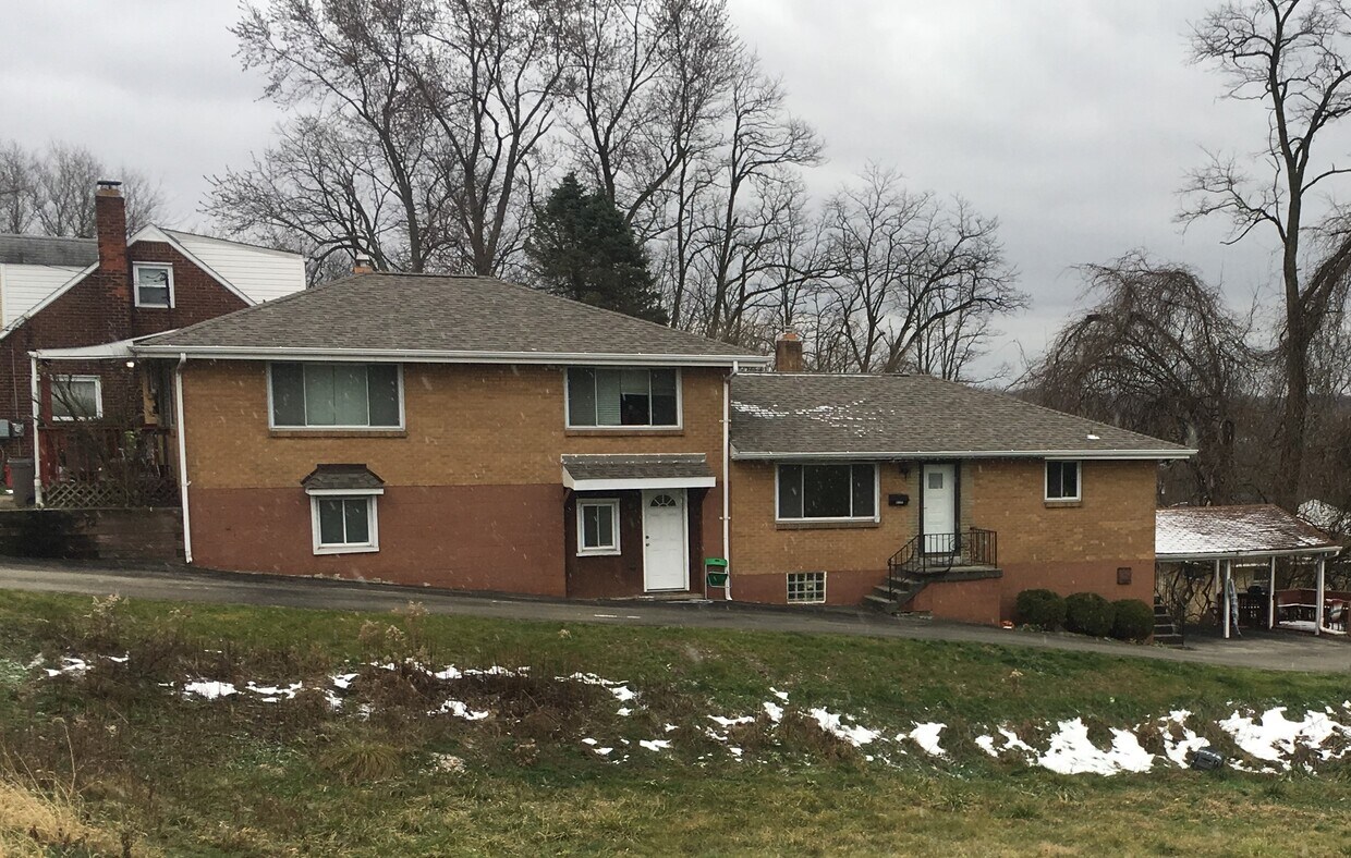 6938 Saltsburg Rd, Pittsburgh, PA 15235 Townhome Rentals in Pittsburgh PA