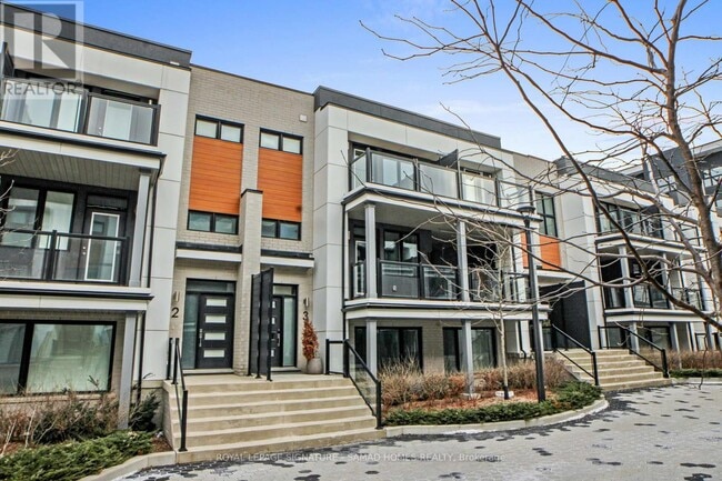 Building Photo - 98 Huguenot Rd