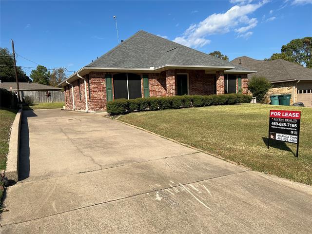 Primary Photo - 1825 Glenway Dr