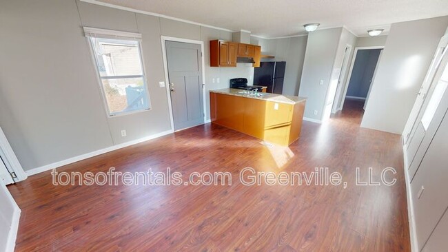 Foto del edificio - 214 Willow Ln