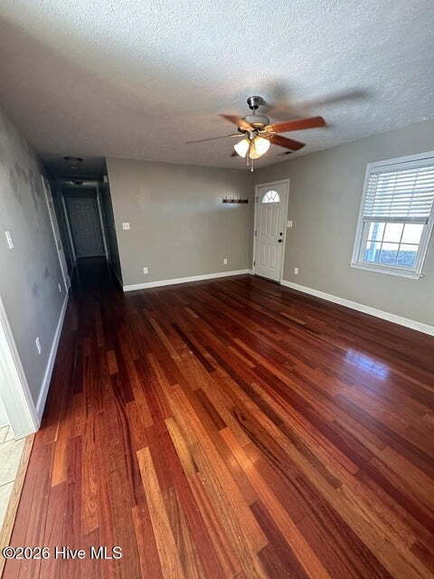 Foto del edificio - Nice 3 Bedroom, 2 Bath Home in Richlands-303 Rolling Meadow Ct.