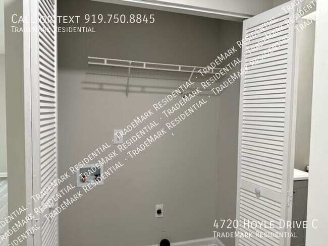 Foto del edificio - 4720 Hoyle Dr