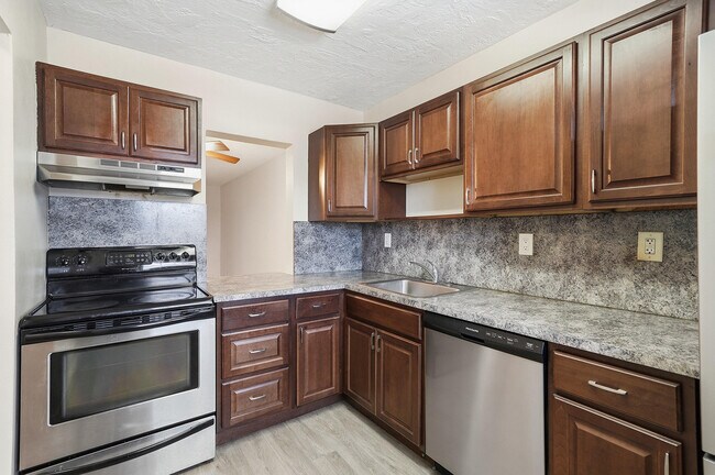 Foto del edificio - 1400 NE 57th St