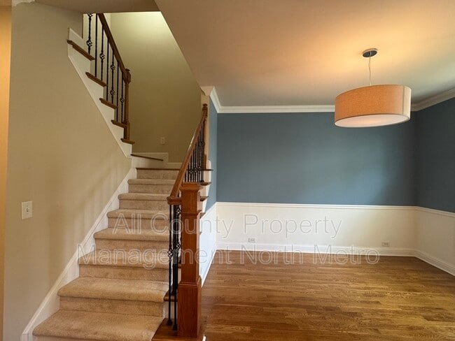 Building Photo - 10860 Ellicot Way