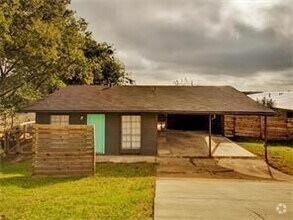 Building Photo - 6205 Hyside Dr
