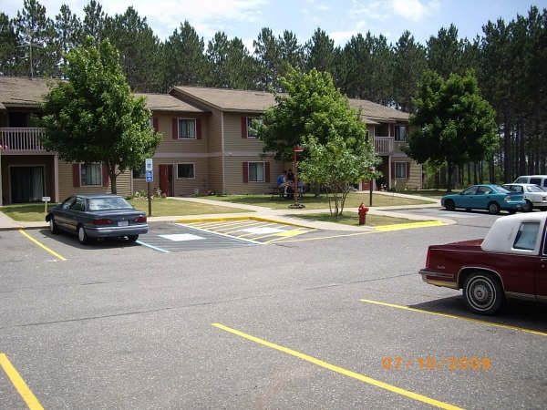 Foto del edificio - Pine Bluff Apartments