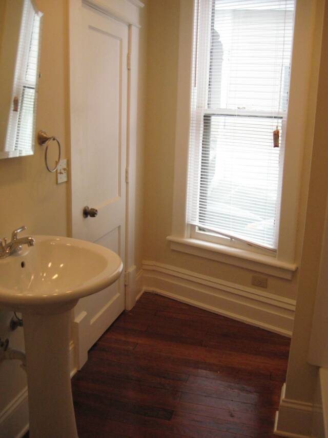 Foto del edificio - 356 S Broadway Park