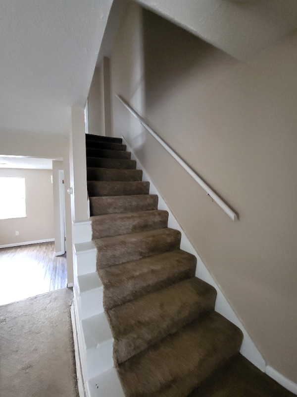 Building Photo - 4640 Applegrove St NW
