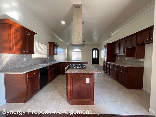 Building Photo - 4 br, 2 bath House - 9009 Ellashosh