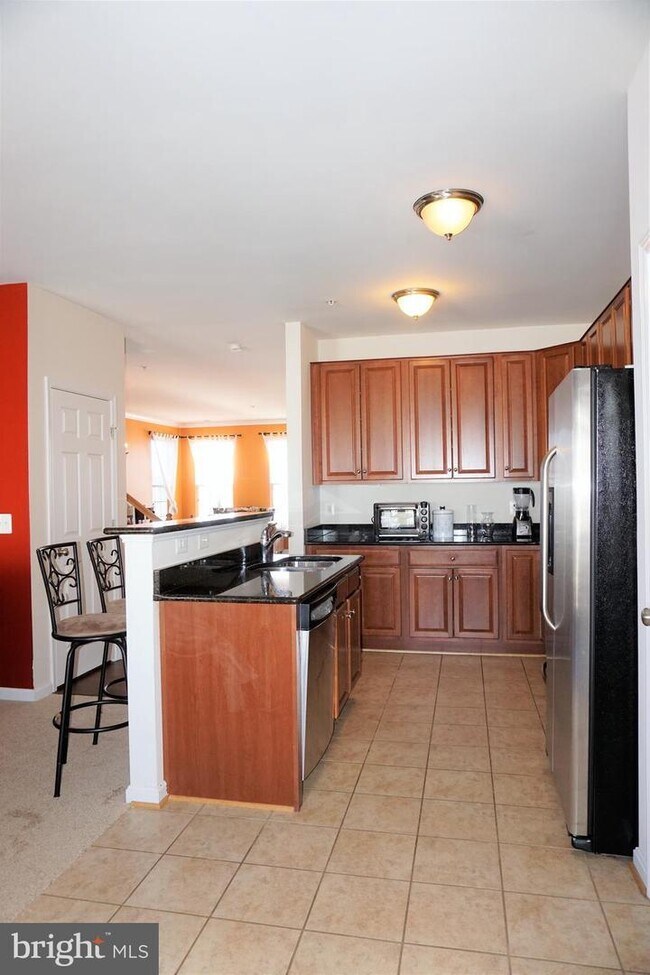 Kitchen - 15815 John Diskin Cir