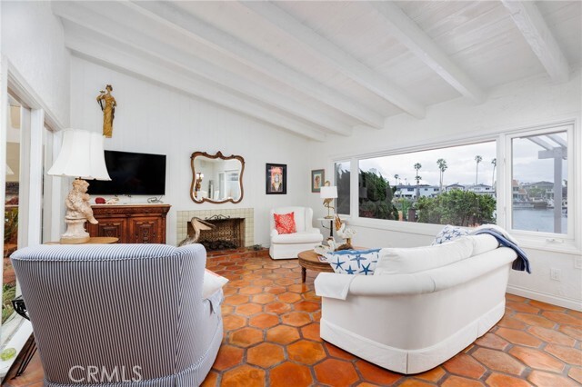 Building Photo - 52 Balboa Coves