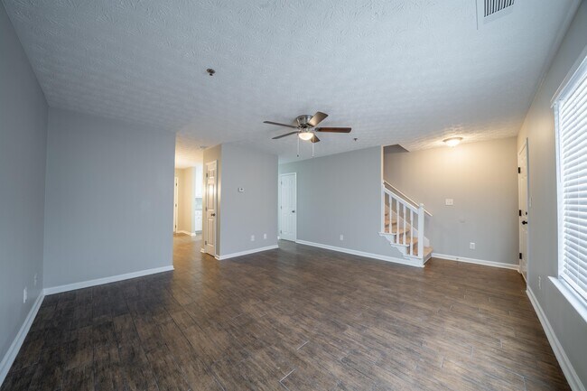Building Photo - 112 Dupree Rd
