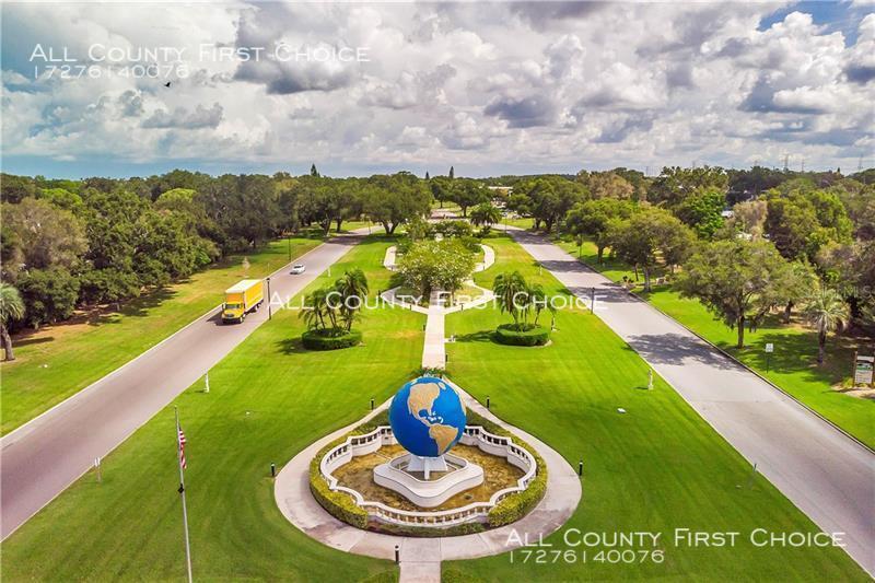 Primary Photo - Gorgeous On Top of the World Condo