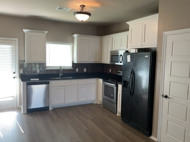 Building Photo - 1308 Penn Ln